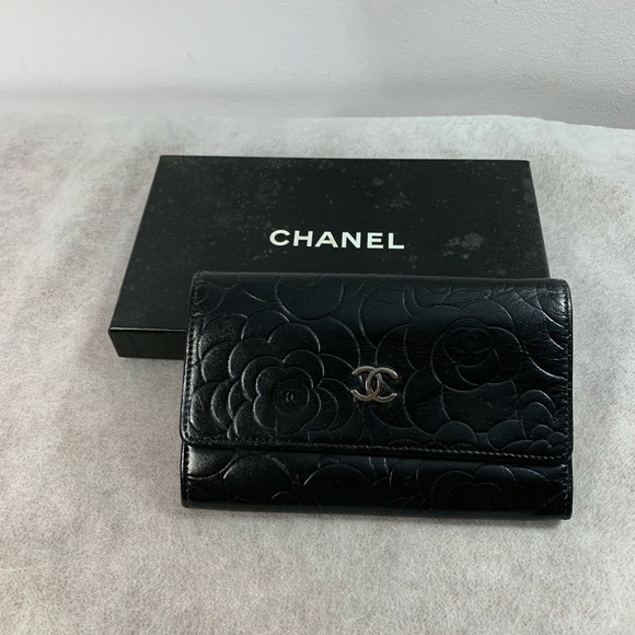 Authentic Chanel Medium Camilla Wallet - Picture 2 of 16